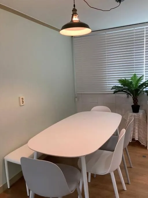 Villa Sunnyside House/ Hongik St. Exite 5~7 3Min Seoul Ferienhaus