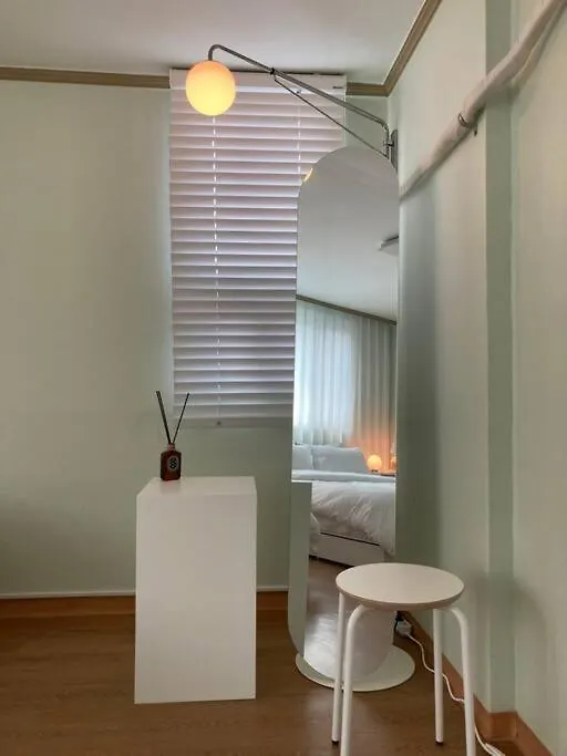 Σπίτι διακοπών Sunnyside House/ Hongik St. Exite 5~7 3Min Βίλα Σεούλ Νότια Κορέα